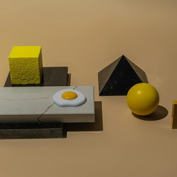 Abstract composition representing focus and productivity